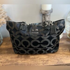Coach signature chain tote.